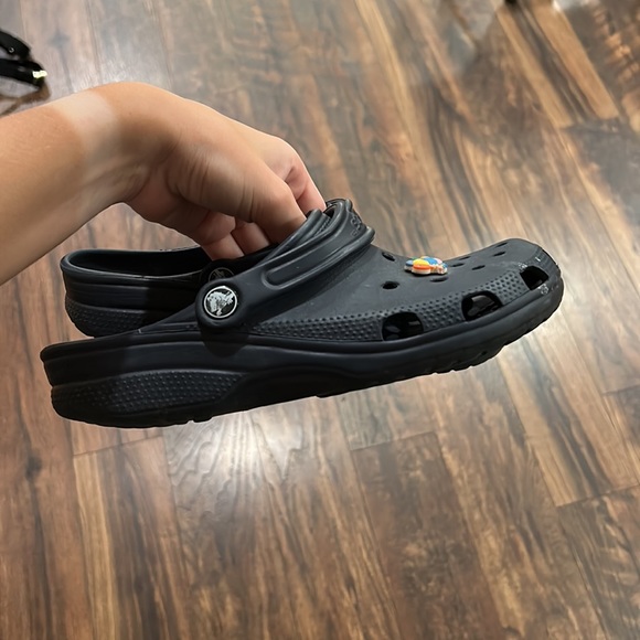 crocs - Picture 4 of 6